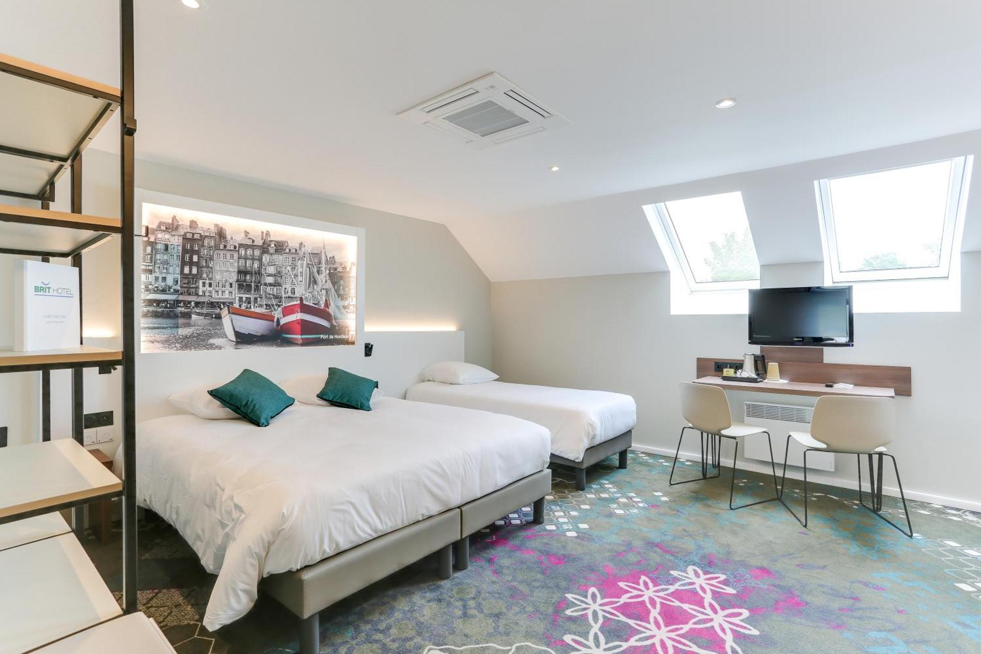 Brit Hotel Caen Nord - Memorial Bagian luar foto